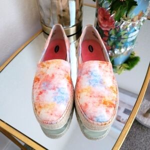 Dr.Scholls espadrilles tie dye size 7 NEW!!